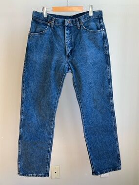 Wrangler Washed Straight-Leg Jeans